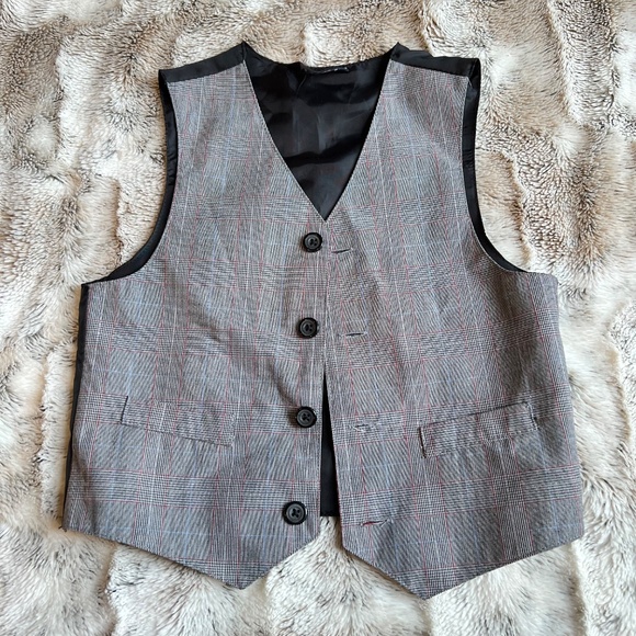 Grey Vest Kids Size 4 to 5 years old - Picture 1 of 2